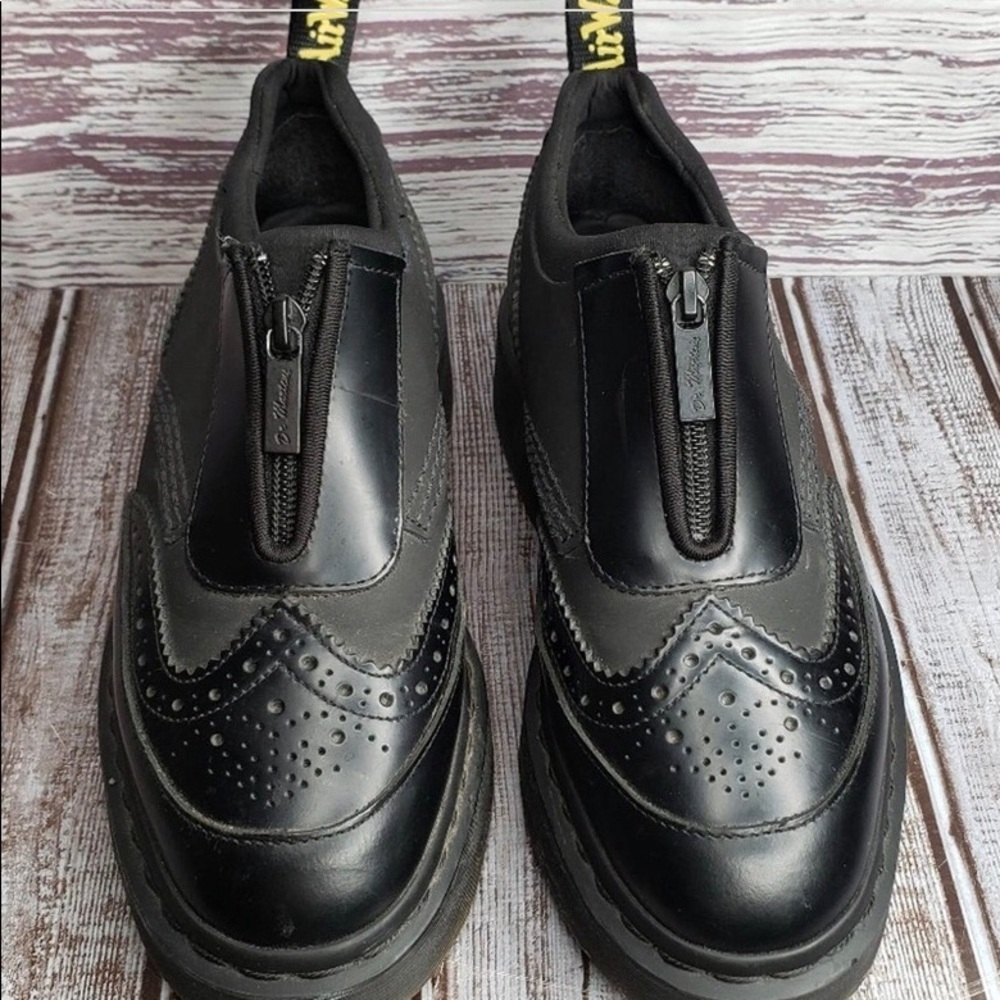 Dr Martens shoes women’s size 8